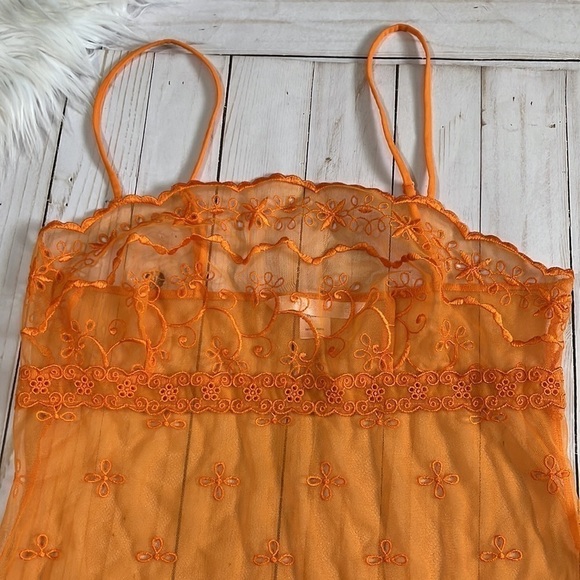 Victoria’s Secret orange nightie size S - Picture 3 of 4